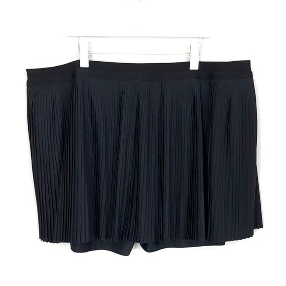 Old Navy Active Micro Pleated Skort - Picture 5 of 9